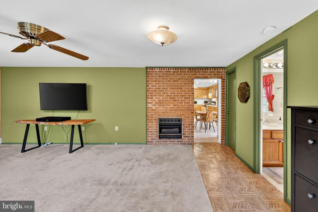 85 S POES RD, AMISSVILLE, Virginia 20106, 3 Bedrooms Bedrooms, ,2 BathroomsBathrooms,Residential,85 S POES RD,VARP2002626 MLS # VARP2002626