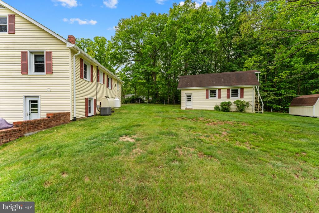 85 S POES RD, AMISSVILLE, Virginia 20106, 3 Bedrooms Bedrooms, ,2 BathroomsBathrooms,Residential,85 S POES RD,VARP2002626 MLS # VARP2002626