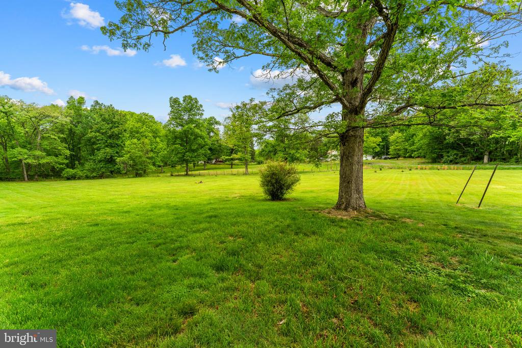 85 S POES RD, AMISSVILLE, Virginia 20106, 3 Bedrooms Bedrooms, ,2 BathroomsBathrooms,Residential,85 S POES RD,VARP2002626 MLS # VARP2002626