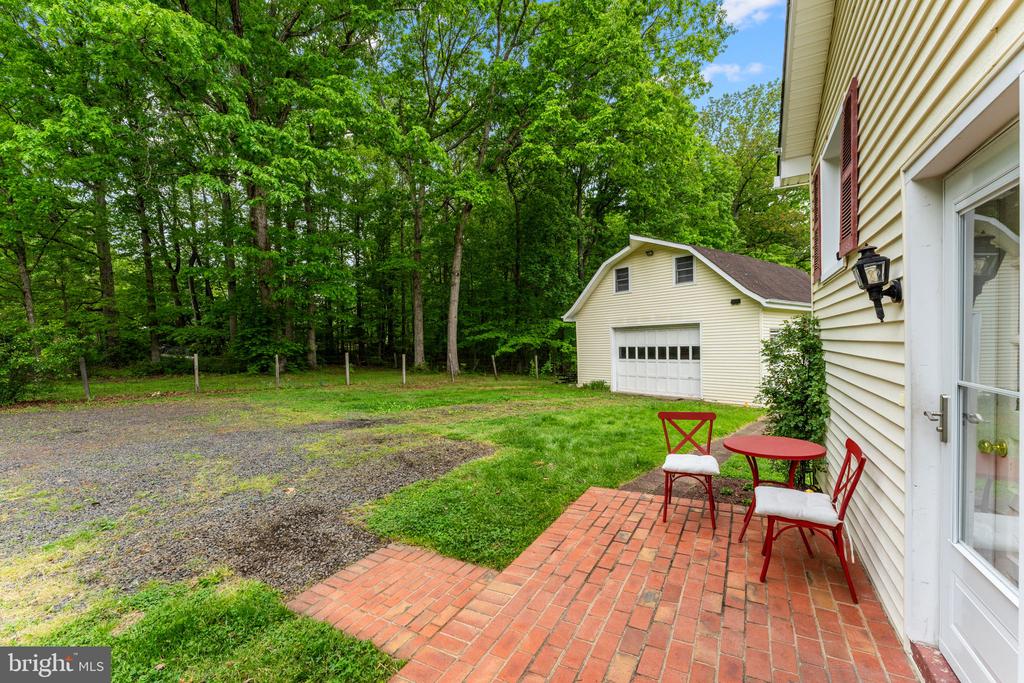 85 S POES RD, AMISSVILLE, Virginia 20106, 3 Bedrooms Bedrooms, ,2 BathroomsBathrooms,Residential,85 S POES RD,VARP2002626 MLS # VARP2002626
