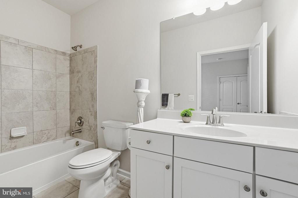 6107 NEW BERNE RD, FREDERICKSBURG, Virginia 22407, 5 Bedrooms Bedrooms, ,4 BathroomsBathrooms,Residential,6107 NEW BERNE RD,VASP2040854 MLS # VASP2040854
