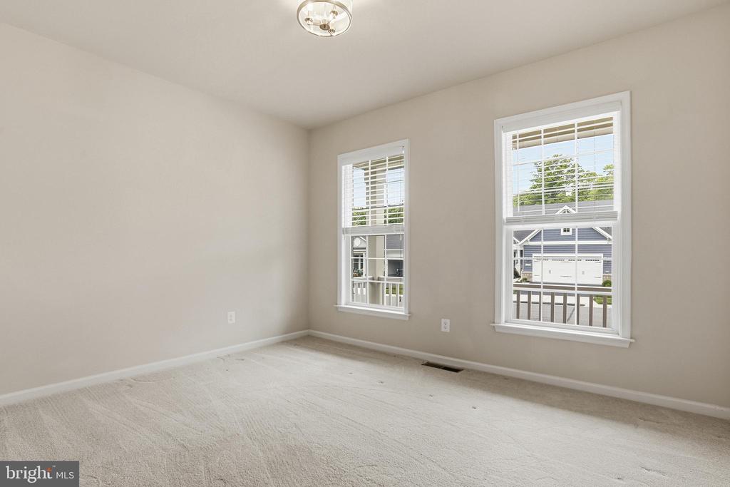 6107 NEW BERNE RD, FREDERICKSBURG, Virginia 22407, 5 Bedrooms Bedrooms, ,4 BathroomsBathrooms,Residential,6107 NEW BERNE RD,VASP2040854 MLS # VASP2040854