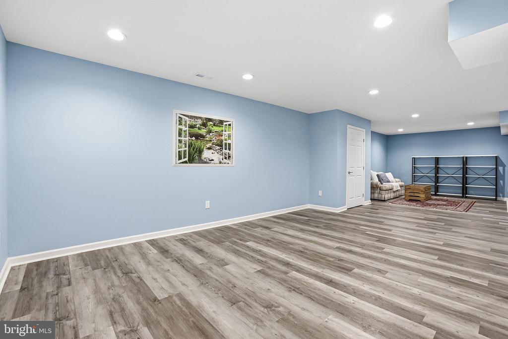 6107 NEW BERNE RD, FREDERICKSBURG, Virginia 22407, 5 Bedrooms Bedrooms, ,4 BathroomsBathrooms,Residential,6107 NEW BERNE RD,VASP2040854 MLS # VASP2040854