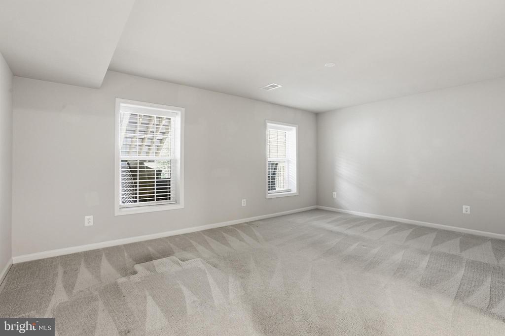 6107 NEW BERNE RD, FREDERICKSBURG, Virginia 22407, 5 Bedrooms Bedrooms, ,4 BathroomsBathrooms,Residential,6107 NEW BERNE RD,VASP2040854 MLS # VASP2040854