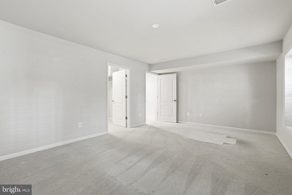 6107 NEW BERNE RD, FREDERICKSBURG, Virginia 22407, 5 Bedrooms Bedrooms, ,4 BathroomsBathrooms,Residential,6107 NEW BERNE RD,VASP2040854 MLS # VASP2040854