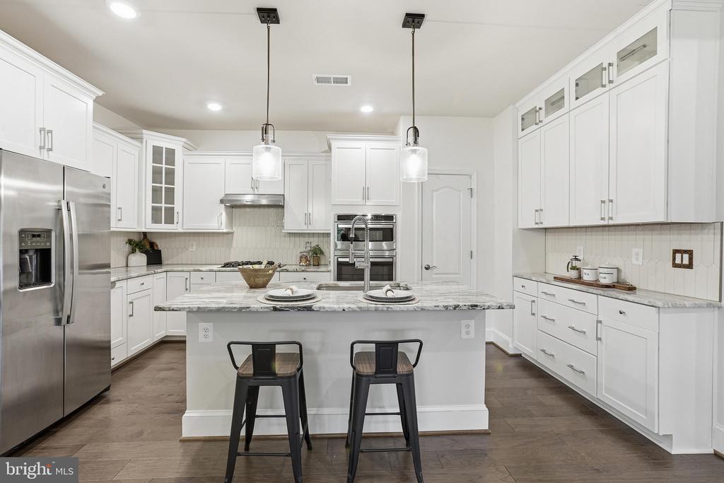 6107 NEW BERNE RD, FREDERICKSBURG, Virginia 22407, 5 Bedrooms Bedrooms, ,4 BathroomsBathrooms,Residential,6107 NEW BERNE RD,VASP2040854 MLS # VASP2040854