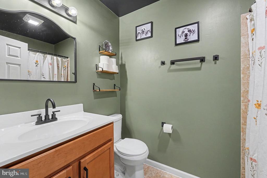 108 SEVEN PINES DR, LOCUST GROVE, Virginia 22508, 3 Bedrooms Bedrooms, ,2 BathroomsBathrooms,Residential,108 SEVEN PINES DR,VAOR2014000 MLS # VAOR2014000