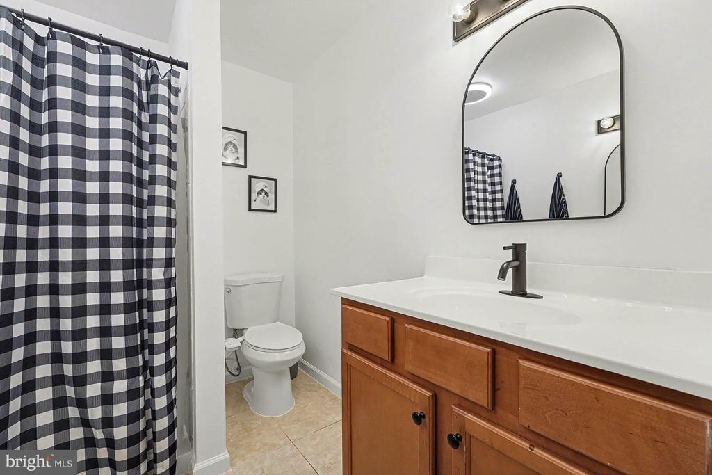 108 SEVEN PINES DR, LOCUST GROVE, Virginia 22508, 3 Bedrooms Bedrooms, ,2 BathroomsBathrooms,Residential,108 SEVEN PINES DR,VAOR2014000 MLS # VAOR2014000