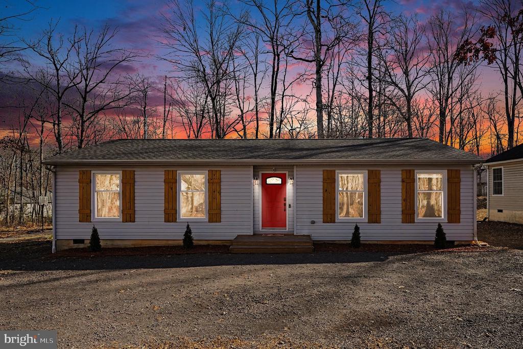 108 SEVEN PINES DR, LOCUST GROVE, Virginia 22508, 3 Bedrooms Bedrooms, ,2 BathroomsBathrooms,Residential,108 SEVEN PINES DR,VAOR2014000 MLS # VAOR2014000