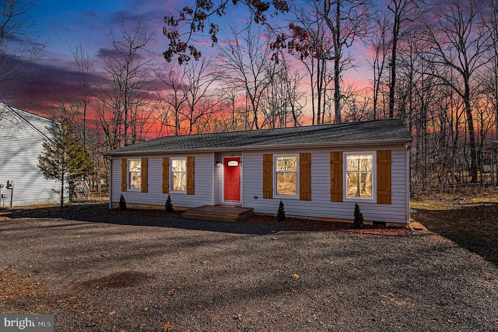 108 SEVEN PINES DR, LOCUST GROVE, Virginia 22508, 3 Bedrooms Bedrooms, ,2 BathroomsBathrooms,Residential,108 SEVEN PINES DR,VAOR2014000 MLS # VAOR2014000