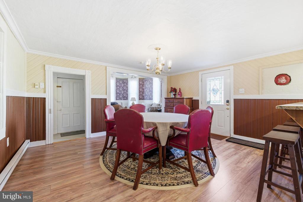 330 MECHANIC ST, LURAY, Virginia 22835, 4 Bedrooms Bedrooms, ,4 BathroomsBathrooms,Residential,330 MECHANIC ST,VAPA2006290 MLS # VAPA2006290