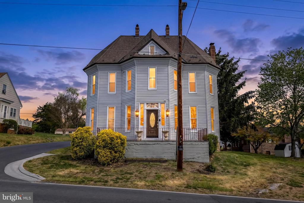 330 MECHANIC ST, LURAY, Virginia 22835, 4 Bedrooms Bedrooms, ,4 BathroomsBathrooms,Residential,330 MECHANIC ST,VAPA2006290 MLS # VAPA2006290