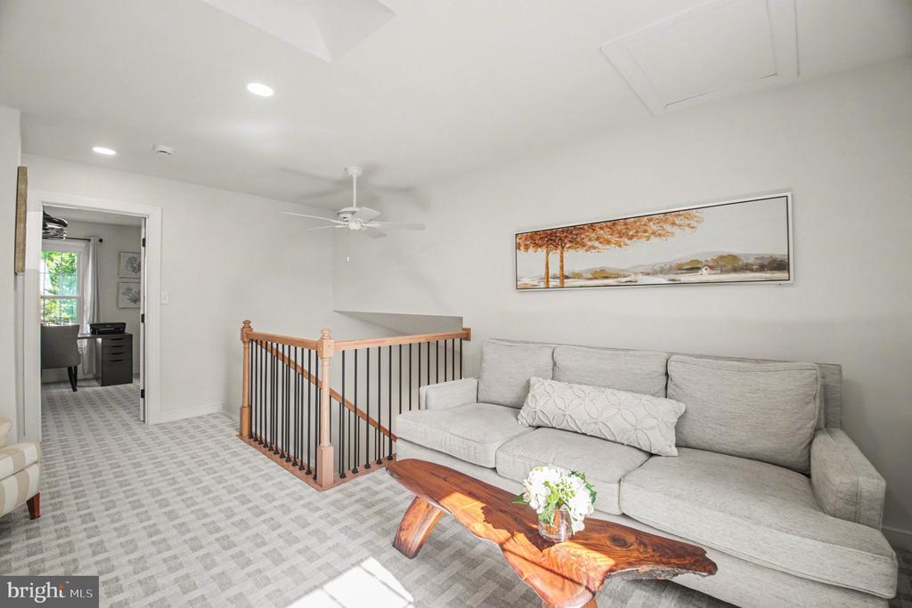 11701 HAMPSHIRE CT, FREDERICKSBURG, Virginia 22407, 3 Bedrooms Bedrooms, ,3 BathroomsBathrooms,Residential,SUMMERLAKE,11701 HAMPSHIRE CT,VASP2041246 MLS # VASP2041246