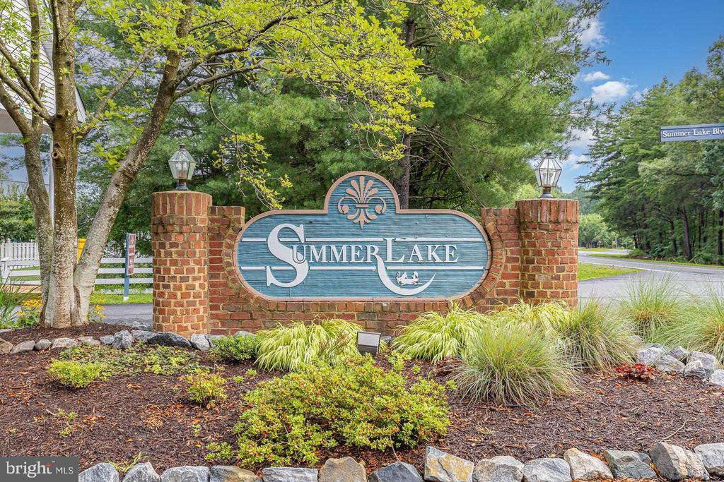 11701 HAMPSHIRE CT, FREDERICKSBURG, Virginia 22407, 3 Bedrooms Bedrooms, ,3 BathroomsBathrooms,Residential,SUMMERLAKE,11701 HAMPSHIRE CT,VASP2041246 MLS # VASP2041246
