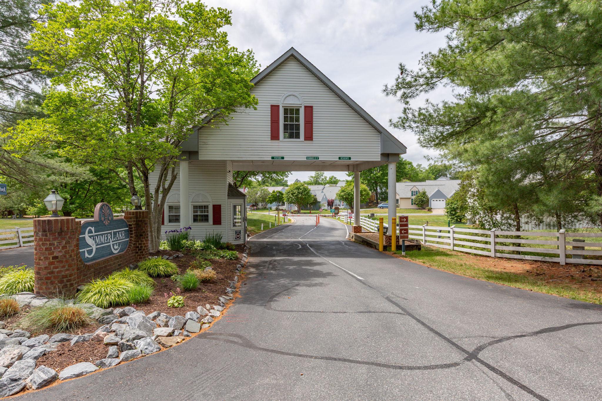 11701 HAMPSHIRE CT, FREDERICKSBURG, Virginia 22407, 3 Bedrooms Bedrooms, ,3 BathroomsBathrooms,Residential,SUMMERLAKE,11701 HAMPSHIRE CT,VASP2041246 MLS # VASP2041246