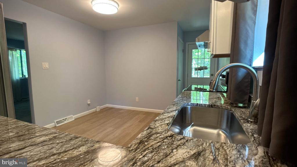 204 UNION MILLS RD, TROY, Virginia 22974, 3 Bedrooms Bedrooms, ,1 BathroomBathrooms,Residential,204 UNION MILLS RD,VAFN2000678 MLS # VAFN2000678