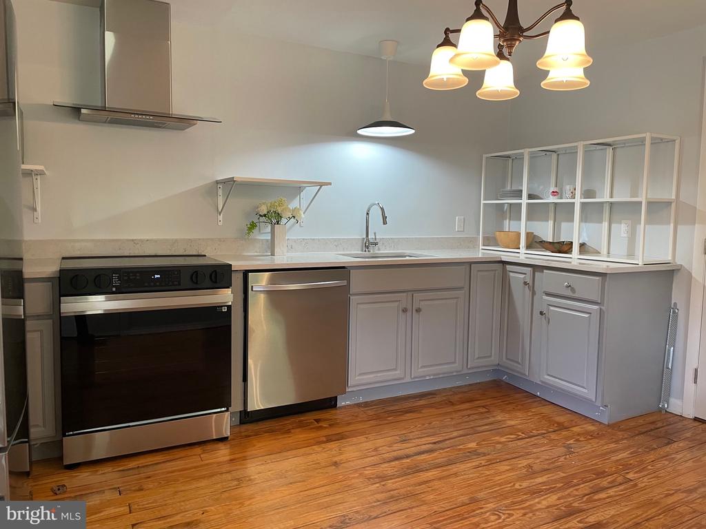 240 WHORTON HOLLOW RD, CASTLETON, Virginia 22716, 3 Bedrooms Bedrooms, ,2 BathroomsBathrooms,Residential,240 WHORTON HOLLOW RD,VARP2002628 MLS # VARP2002628