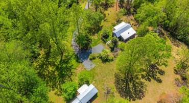 240 WHORTON HOLLOW RD, CASTLETON, Virginia 22716, 3 Bedrooms Bedrooms, ,2 BathroomsBathrooms,Residential,240 WHORTON HOLLOW RD,VARP2002628 MLS # VARP2002628