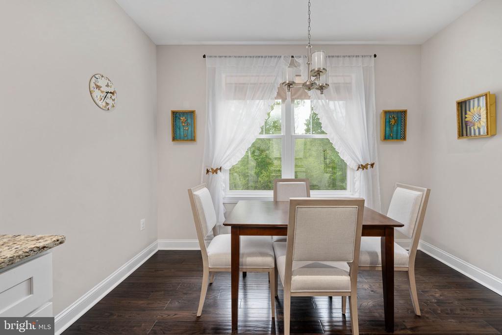 20430 SUNSET HILL DR, LIGNUM, Virginia 22726, 3 Bedrooms Bedrooms, ,2 BathroomsBathrooms,Residential,20430 SUNSET HILL DR,VACU2013490 MLS # VACU2013490