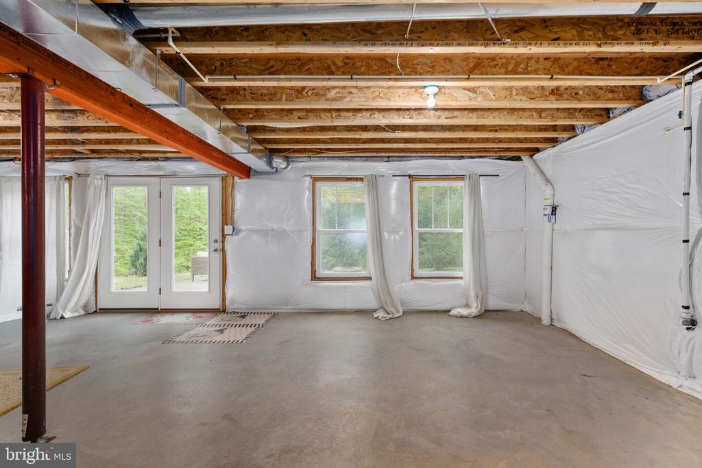 20430 SUNSET HILL DR, LIGNUM, Virginia 22726, 3 Bedrooms Bedrooms, ,2 BathroomsBathrooms,Residential,20430 SUNSET HILL DR,VACU2013490 MLS # VACU2013490