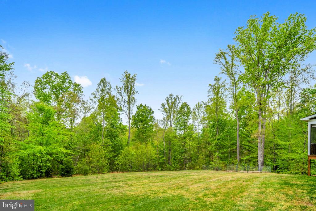 20430 SUNSET HILL DR, LIGNUM, Virginia 22726, 3 Bedrooms Bedrooms, ,2 BathroomsBathrooms,Residential,20430 SUNSET HILL DR,VACU2013490 MLS # VACU2013490