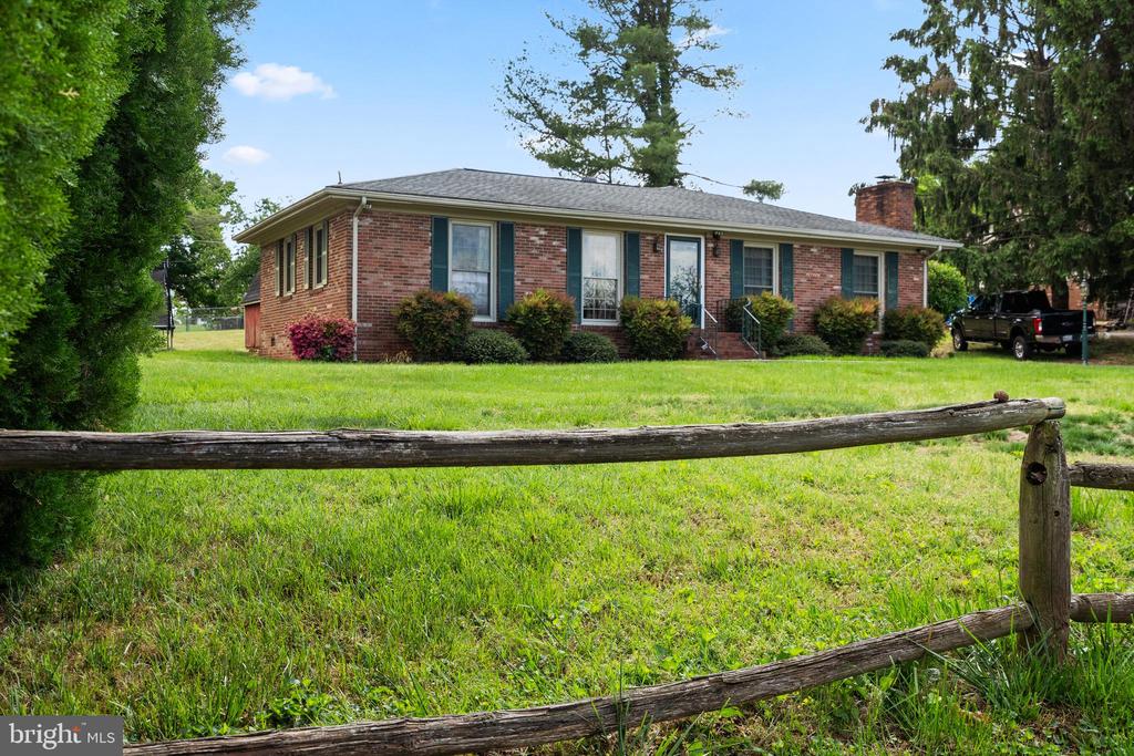 20077 OLD ORANGE RD, CULPEPER, Virginia 22701, 3 Bedrooms Bedrooms, ,2 BathroomsBathrooms,Residential,20077 OLD ORANGE RD,VACU2013492 MLS # VACU2013492