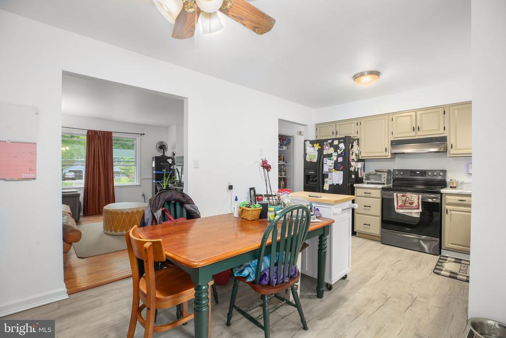 50 LOVETT DR, FREDERICKSBURG, Virginia 22407, 4 Bedrooms Bedrooms, ,3 BathroomsBathrooms,Residential,50 LOVETT DR,VASP2041458 MLS # VASP2041458