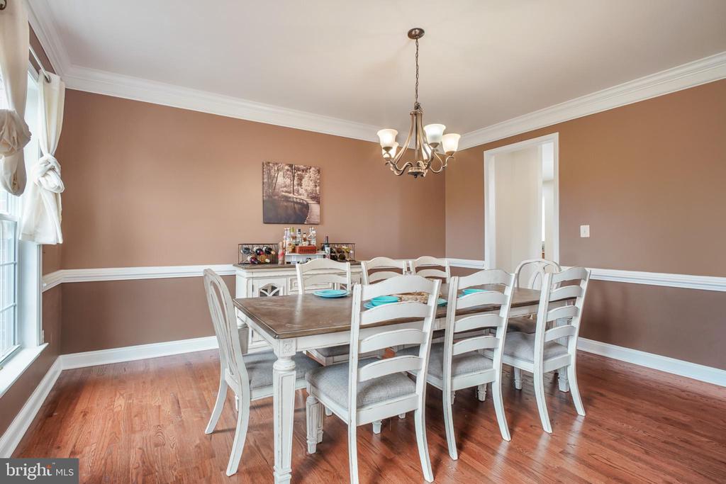 12504 SINGLE OAK RD, FREDERICKSBURG, Virginia 22407, 5 Bedrooms Bedrooms, ,3 BathroomsBathrooms,Residential,12504 SINGLE OAK RD,VASP2041472 MLS # VASP2041472