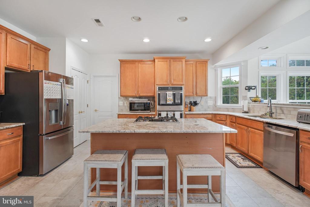 12504 SINGLE OAK RD, FREDERICKSBURG, Virginia 22407, 5 Bedrooms Bedrooms, ,3 BathroomsBathrooms,Residential,12504 SINGLE OAK RD,VASP2041472 MLS # VASP2041472