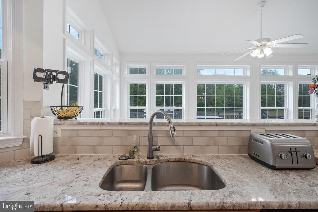12504 SINGLE OAK RD, FREDERICKSBURG, Virginia 22407, 5 Bedrooms Bedrooms, ,3 BathroomsBathrooms,Residential,12504 SINGLE OAK RD,VASP2041472 MLS # VASP2041472