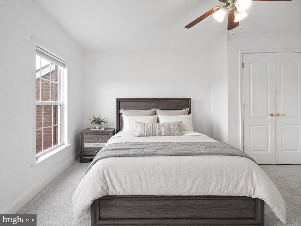 12504 SINGLE OAK RD, FREDERICKSBURG, Virginia 22407, 5 Bedrooms Bedrooms, ,3 BathroomsBathrooms,Residential,12504 SINGLE OAK RD,VASP2041472 MLS # VASP2041472