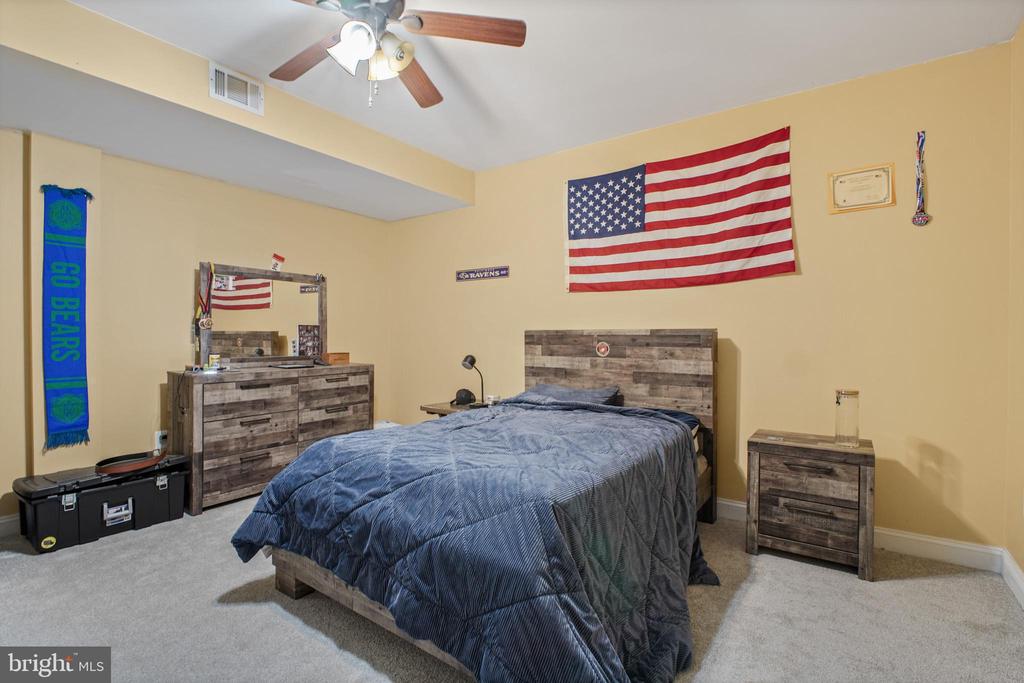 12504 SINGLE OAK RD, FREDERICKSBURG, Virginia 22407, 5 Bedrooms Bedrooms, ,3 BathroomsBathrooms,Residential,12504 SINGLE OAK RD,VASP2041472 MLS # VASP2041472