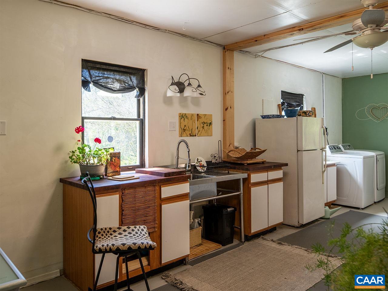 4177 ROLLING RD, SCOTTSVILLE, Virginia 24590, 4 Bedrooms Bedrooms, ,2 BathroomsBathrooms,Residential,TreeTops,4177 ROLLING RD,676312 MLS # 676312
