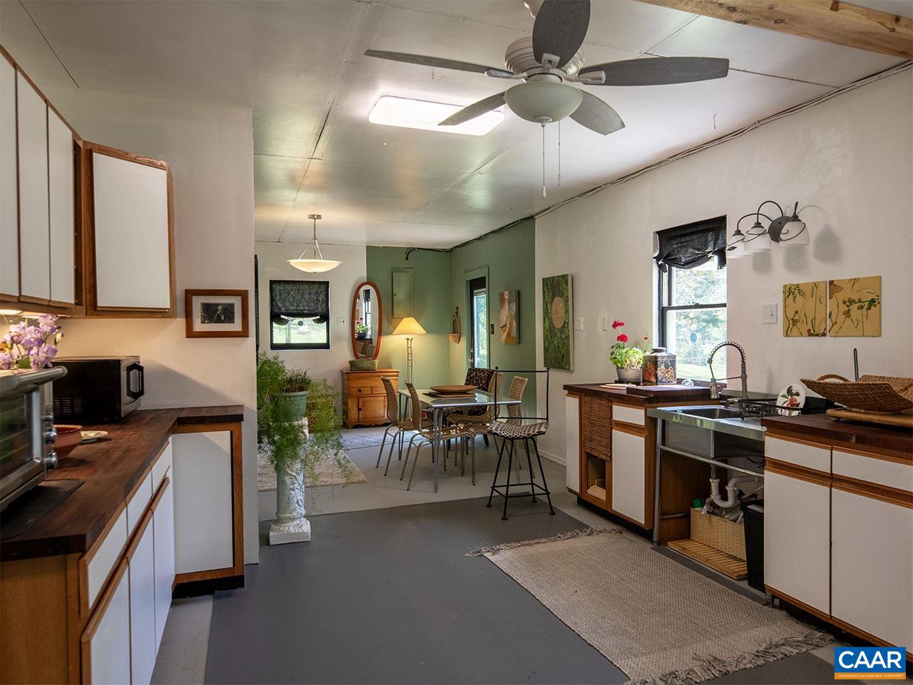 4177 ROLLING RD, SCOTTSVILLE, Virginia 24590, 4 Bedrooms Bedrooms, ,2 BathroomsBathrooms,Residential,TreeTops,4177 ROLLING RD,676312 MLS # 676312
