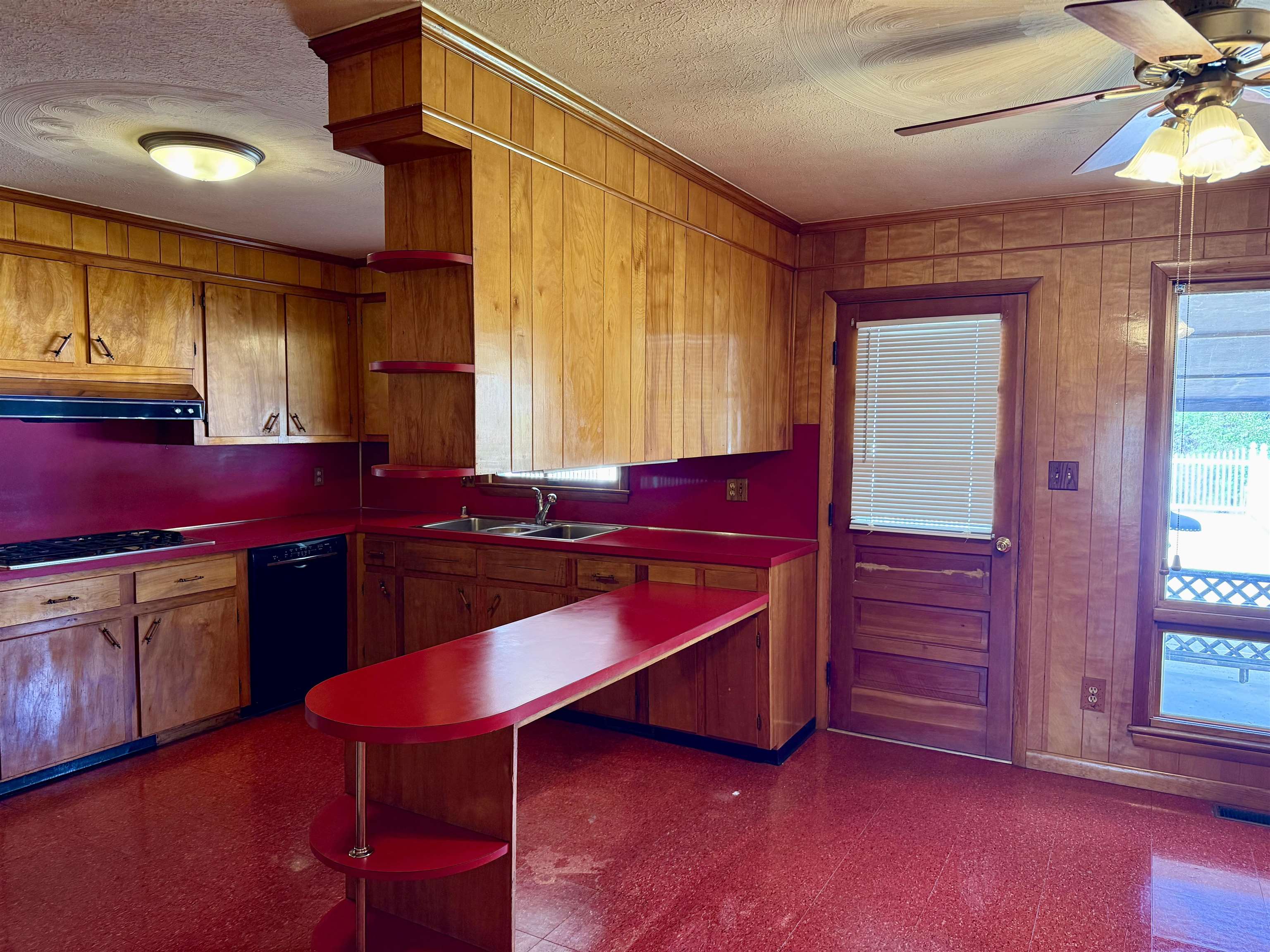 369 MONGER HILL RD, ELKTON, Virginia 22827, 3 Bedrooms Bedrooms, ,2 BathroomsBathrooms,Residential,369 MONGER HILL RD,676541 MLS # 676541
