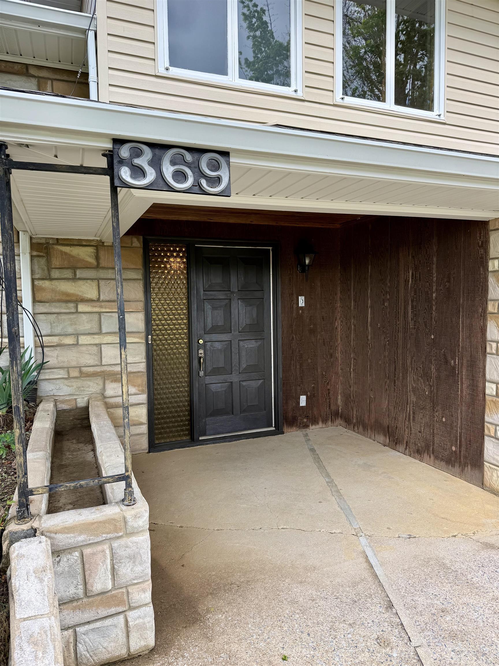 369 MONGER HILL RD, ELKTON, Virginia 22827, 3 Bedrooms Bedrooms, ,2 BathroomsBathrooms,Residential,369 MONGER HILL RD,676541 MLS # 676541