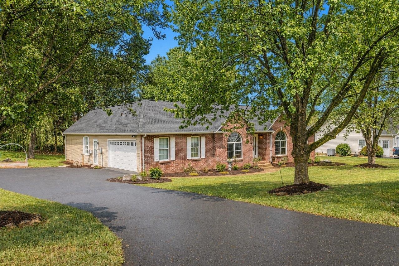 20 DIRBY WAY, FISHERSVILLE, Virginia 22939, 3 Bedrooms Bedrooms, ,2 BathroomsBathrooms,Residential,20 DIRBY WAY,676543 MLS # 676543