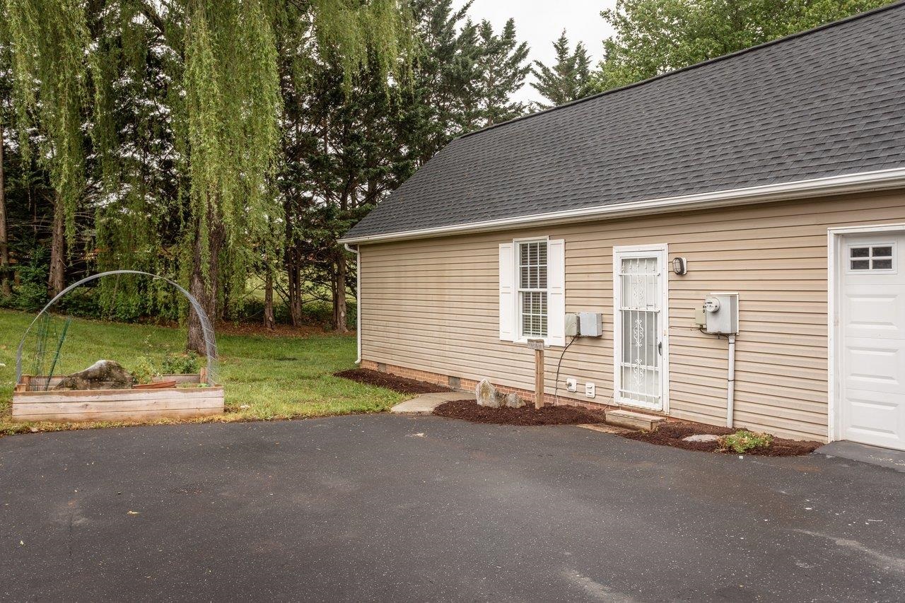 20 DIRBY WAY, FISHERSVILLE, Virginia 22939, 3 Bedrooms Bedrooms, ,2 BathroomsBathrooms,Residential,20 DIRBY WAY,676543 MLS # 676543