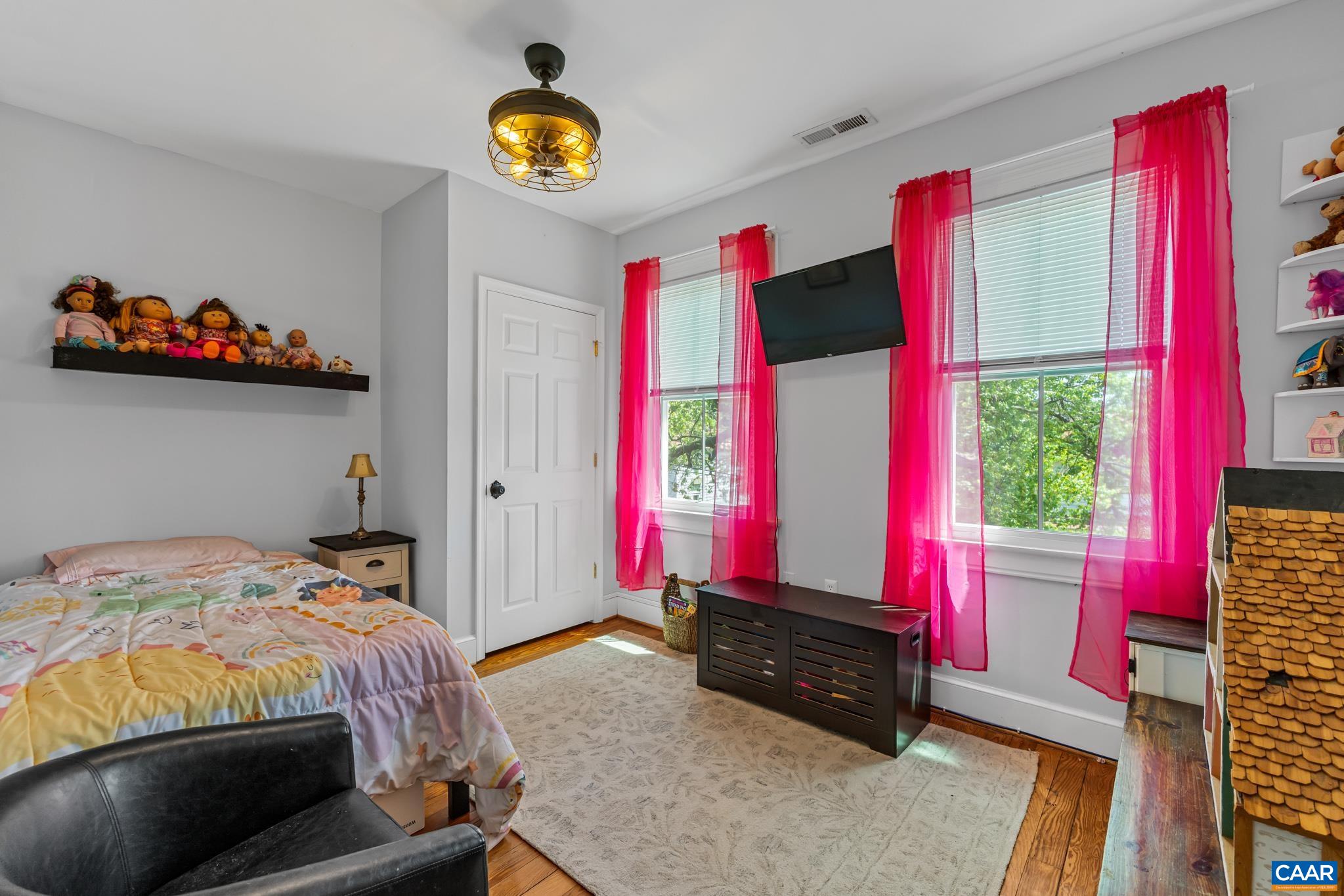 159 W WASHINGTON ST, ORANGE, Virginia 22960, 3 Bedrooms Bedrooms, ,2 BathroomsBathrooms,Residential,159 W WASHINGTON ST,676545 MLS # 676545
