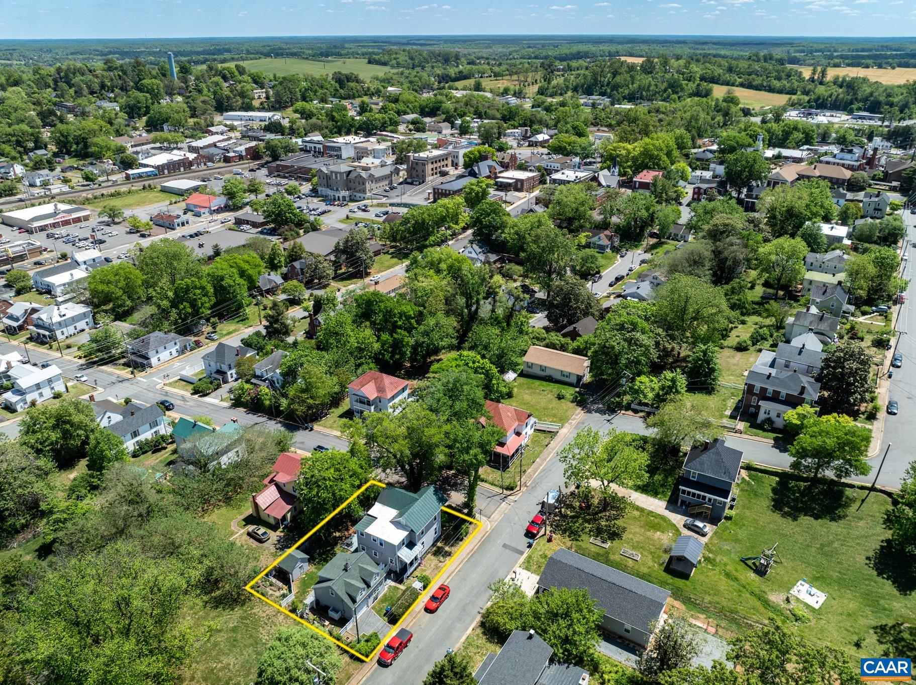 159 W WASHINGTON ST, ORANGE, Virginia 22960, 3 Bedrooms Bedrooms, ,2 BathroomsBathrooms,Residential,159 W WASHINGTON ST,676545 MLS # 676545