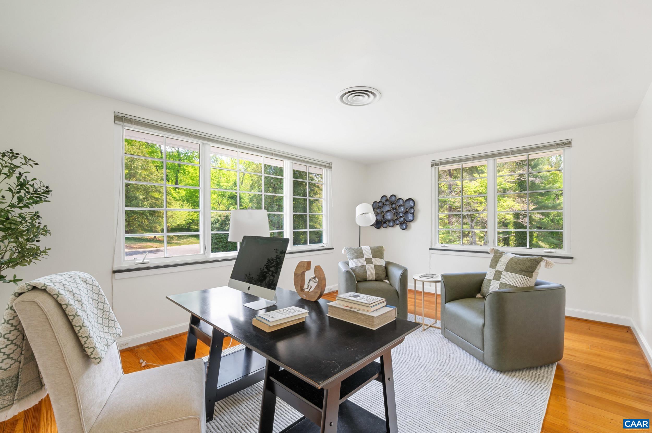 1545 BROOK HILL LN, CHARLOTTESVILLE, Virginia 22901, 5 Bedrooms Bedrooms, ,4 BathroomsBathrooms,Residential,1545 BROOK HILL LN,676546 MLS # 676546