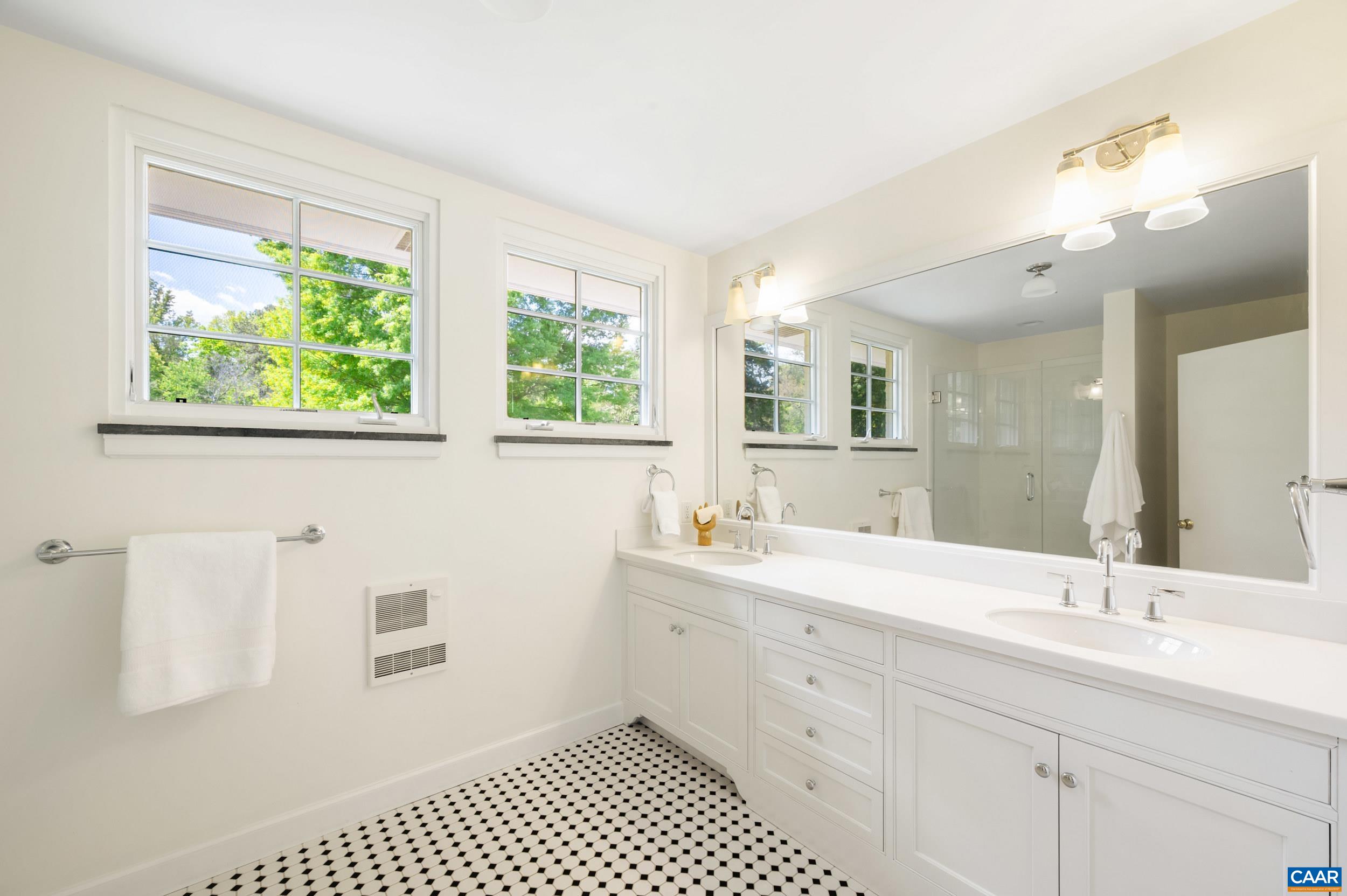 1545 BROOK HILL LN, CHARLOTTESVILLE, Virginia 22901, 5 Bedrooms Bedrooms, ,4 BathroomsBathrooms,Residential,1545 BROOK HILL LN,676546 MLS # 676546