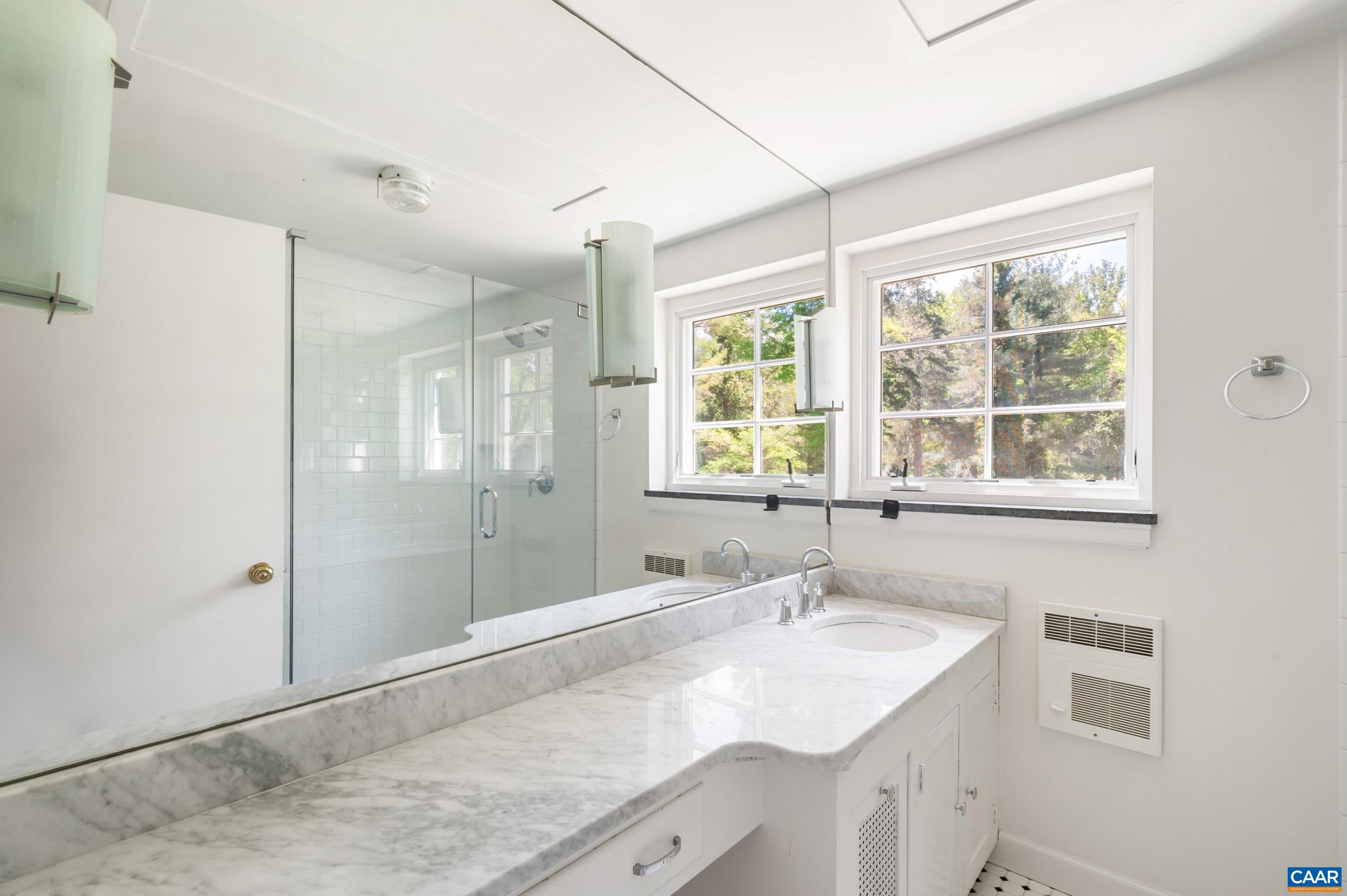1545 BROOK HILL LN, CHARLOTTESVILLE, Virginia 22901, 5 Bedrooms Bedrooms, ,4 BathroomsBathrooms,Residential,1545 BROOK HILL LN,676546 MLS # 676546