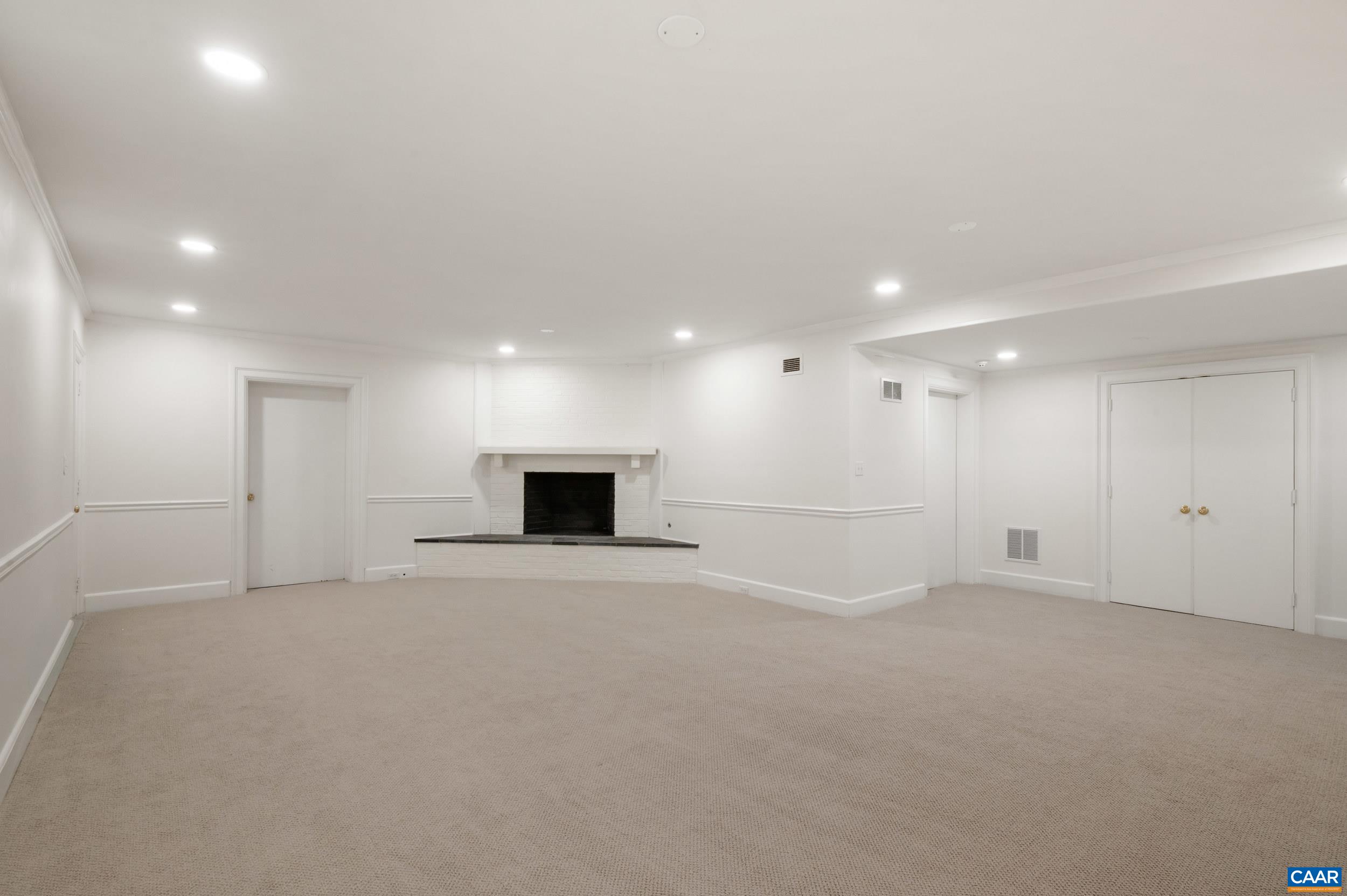 1545 BROOK HILL LN, CHARLOTTESVILLE, Virginia 22901, 5 Bedrooms Bedrooms, ,4 BathroomsBathrooms,Residential,1545 BROOK HILL LN,676546 MLS # 676546