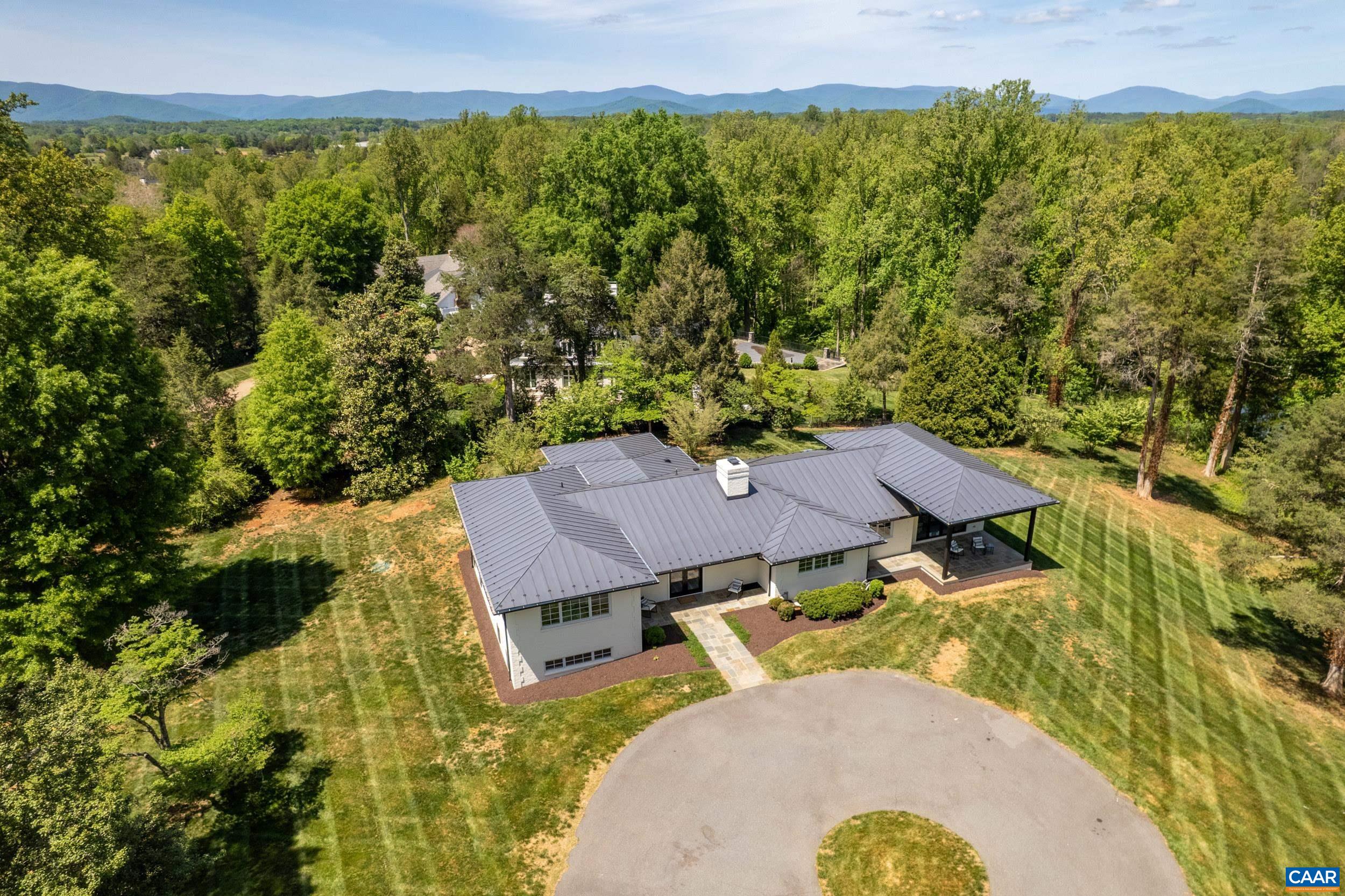1545 BROOK HILL LN, CHARLOTTESVILLE, Virginia 22901, 5 Bedrooms Bedrooms, ,4 BathroomsBathrooms,Residential,1545 BROOK HILL LN,676546 MLS # 676546