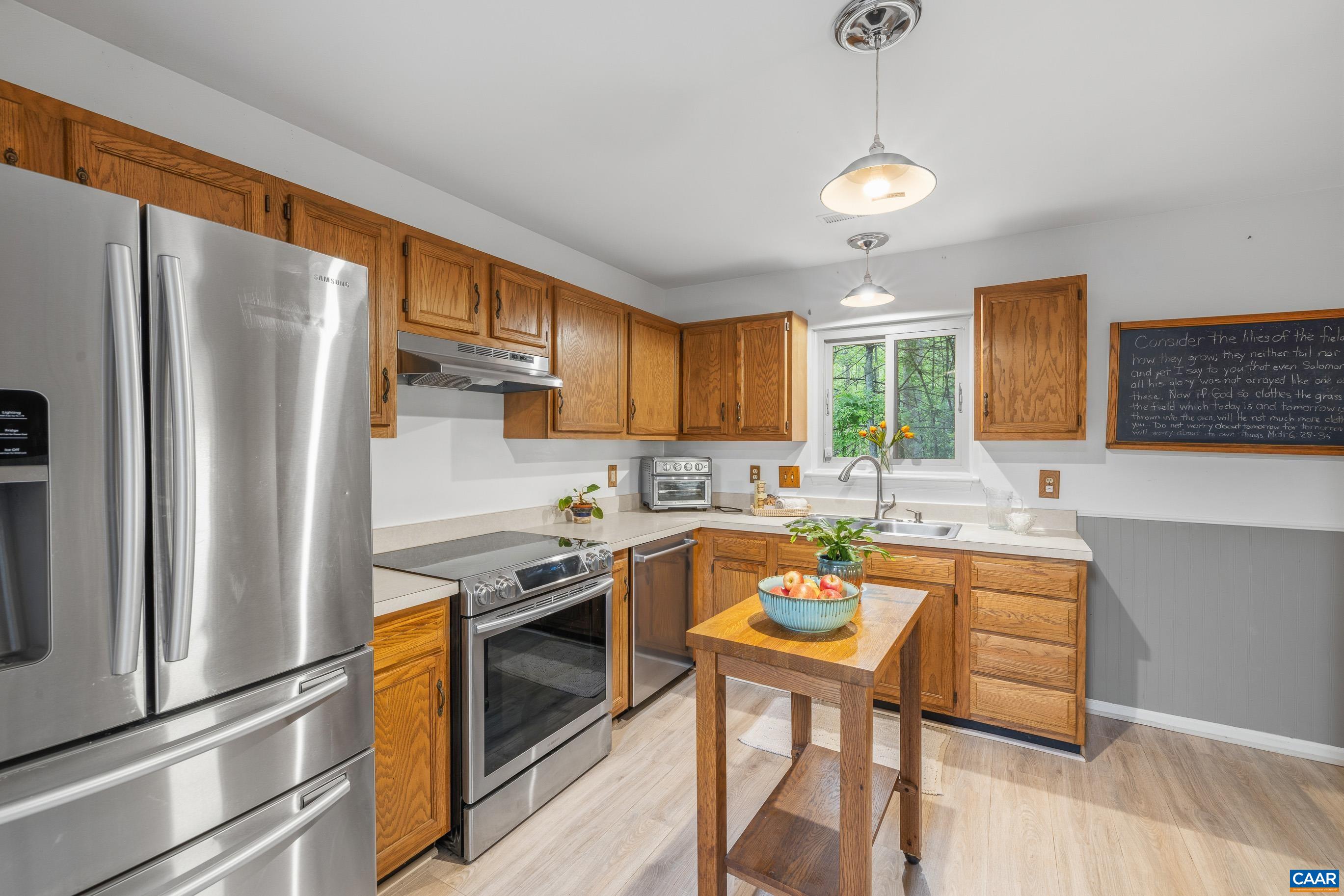 1621 SHADY GROVE CT, CHARLOTTESVILLE, Virginia 22902, 4 Bedrooms Bedrooms, ,3 BathroomsBathrooms,Residential,1621 SHADY GROVE CT,676553 MLS # 676553