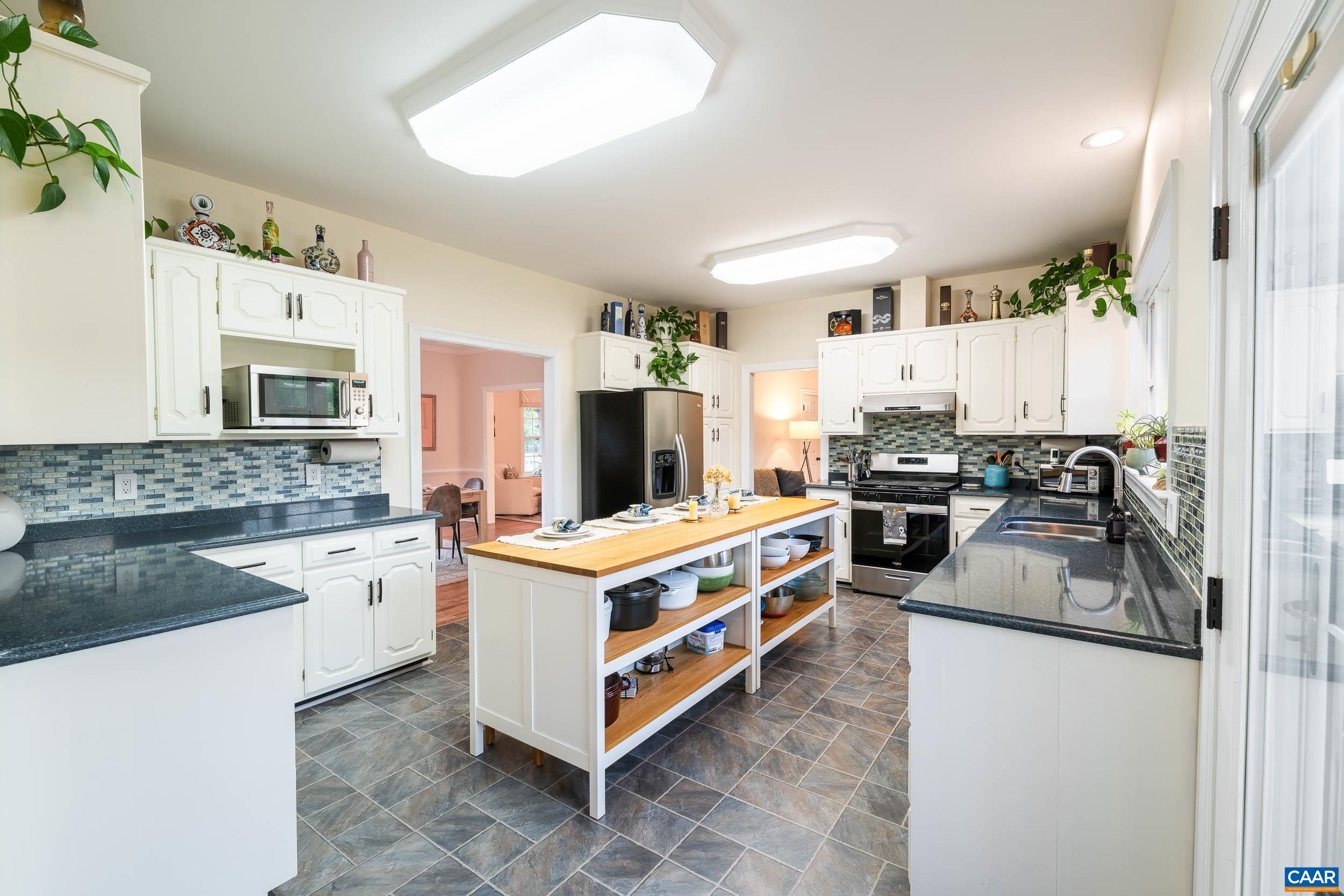 21 THURMAN RD, TROY, Virginia 22974, 4 Bedrooms Bedrooms, ,3 BathroomsBathrooms,Residential,21 THURMAN RD,676557 MLS # 676557