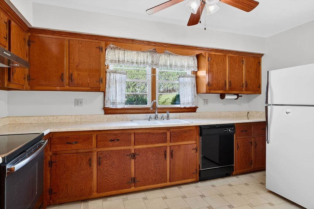 488 BUFFALO GAP HWY, CHURCHVILLE, Virginia 24421, 2 Bedrooms Bedrooms, ,1 BathroomBathrooms,Residential,488 BUFFALO GAP HWY,676560 MLS # 676560