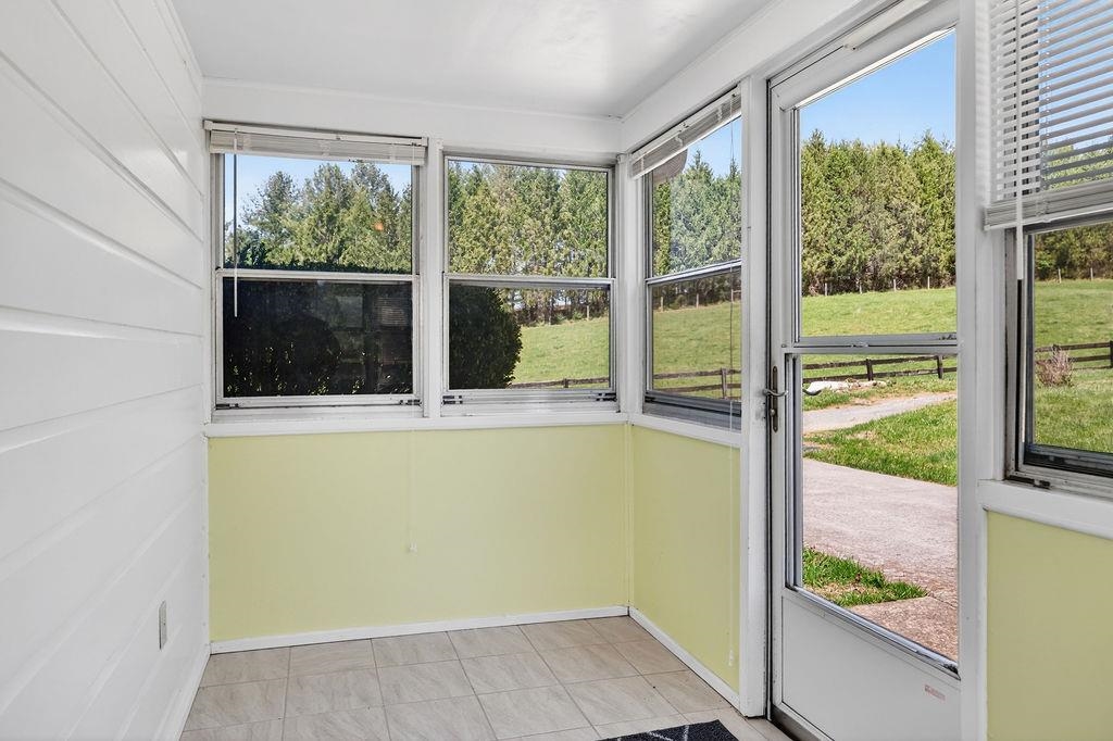 488 BUFFALO GAP HWY, CHURCHVILLE, Virginia 24421, 2 Bedrooms Bedrooms, ,1 BathroomBathrooms,Residential,488 BUFFALO GAP HWY,676560 MLS # 676560
