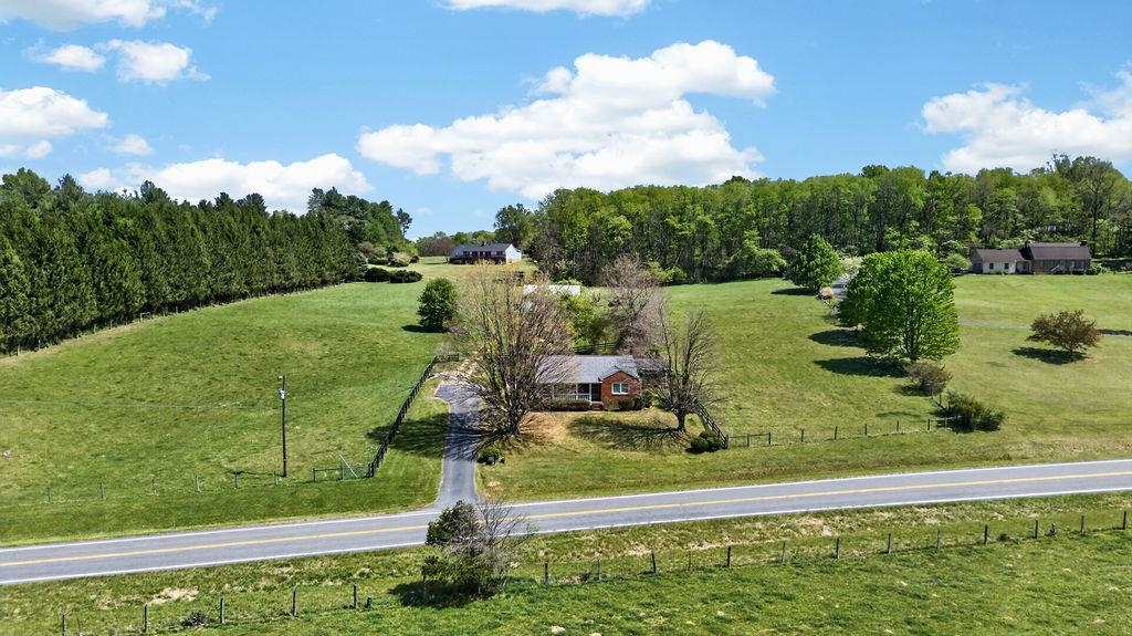 488 BUFFALO GAP HWY, CHURCHVILLE, Virginia 24421, 2 Bedrooms Bedrooms, ,1 BathroomBathrooms,Residential,488 BUFFALO GAP HWY,676560 MLS # 676560